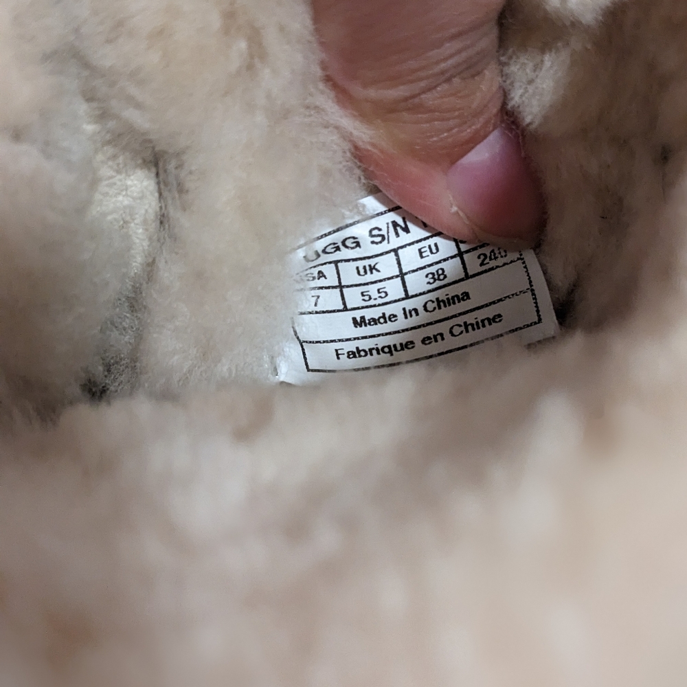 UGG Cargo Suede And Shearling Boots - Picture 8 of 16